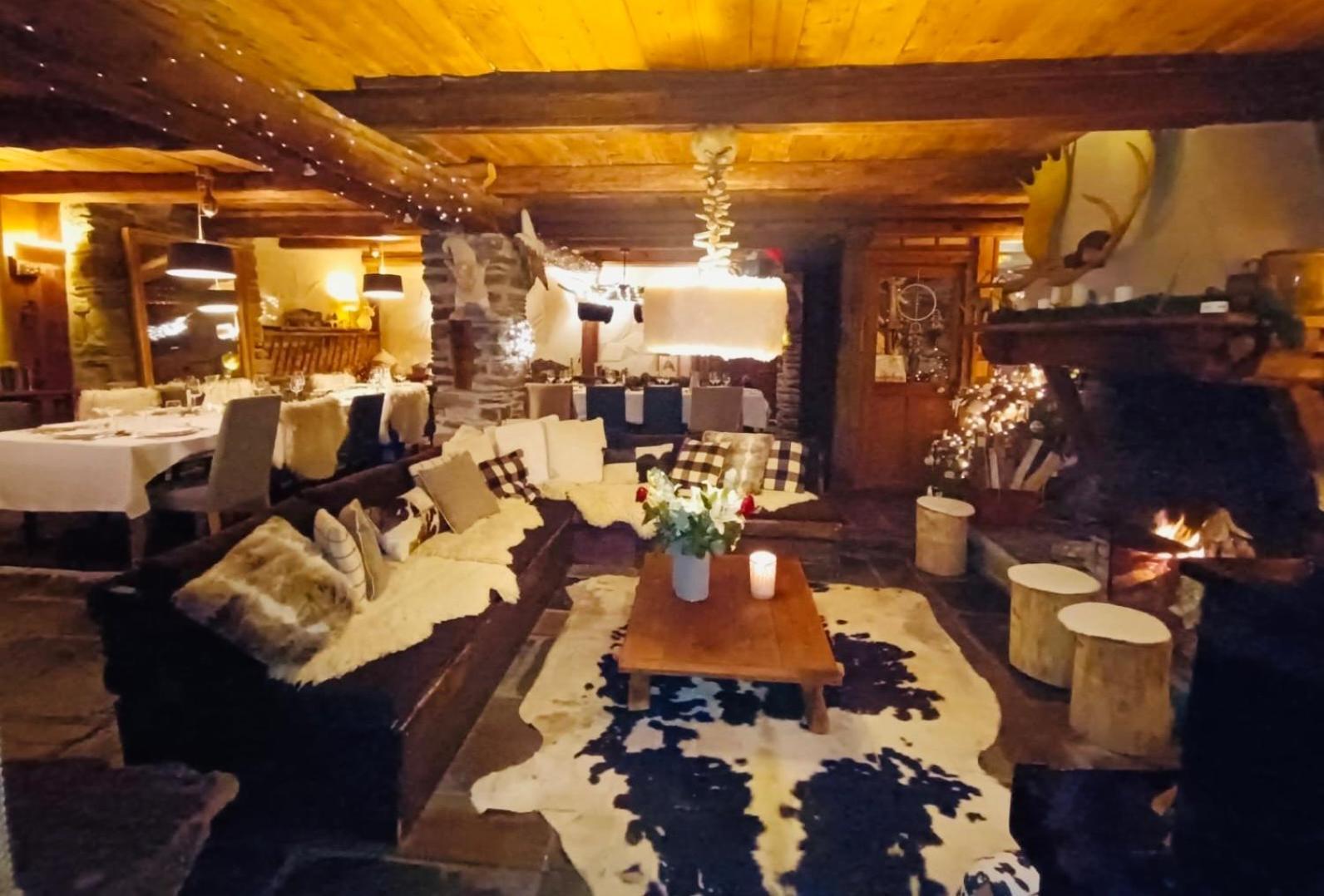 부르생모리스 La Ferme D'Angele B&B 외부 사진